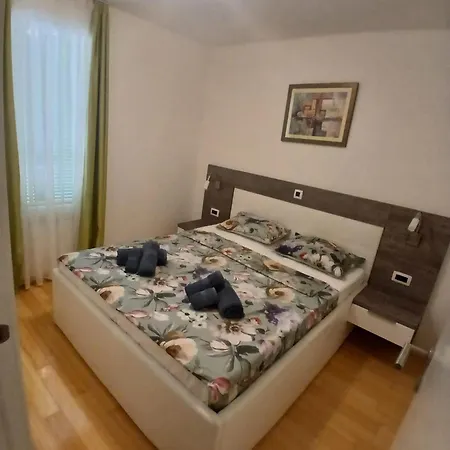 Apartma Ivan * Petrcane
